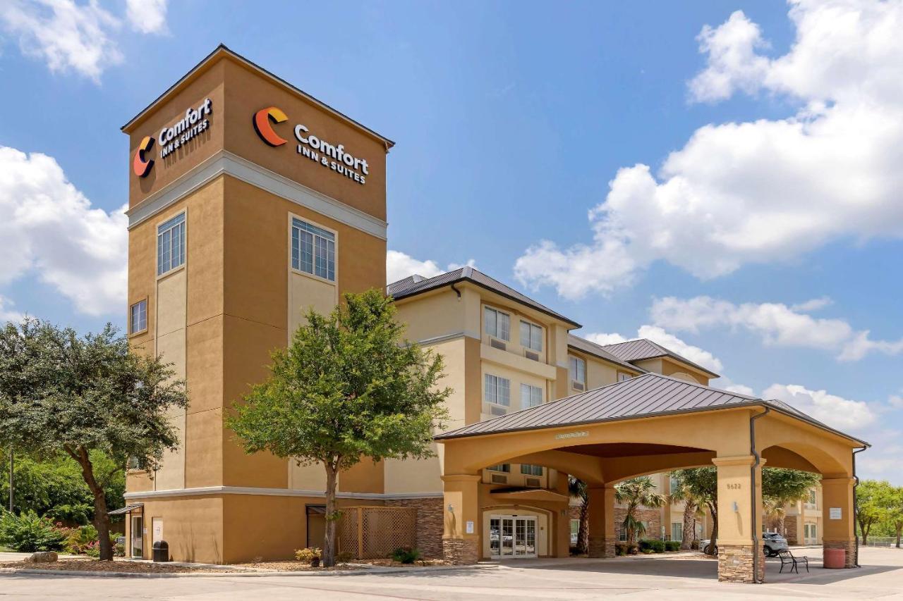 Comfort Inn & Suites Near Six Flags & Medical Center San Antonio Luaran gambar