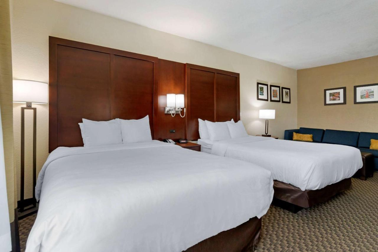 Comfort Inn & Suites Near Six Flags & Medical Center San Antonio Luaran gambar
