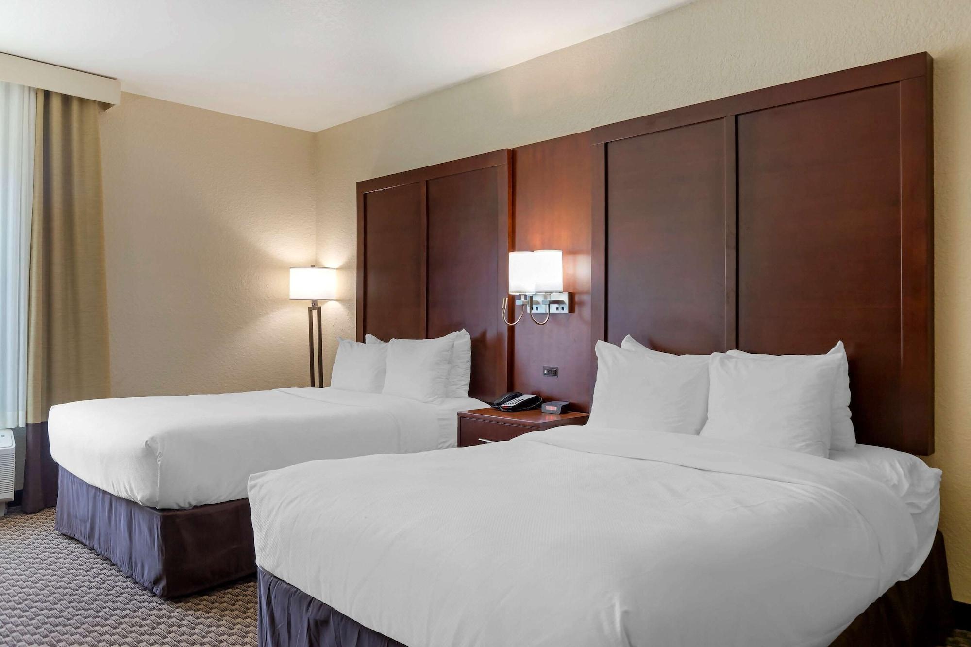 Comfort Inn & Suites Near Six Flags & Medical Center San Antonio Luaran gambar