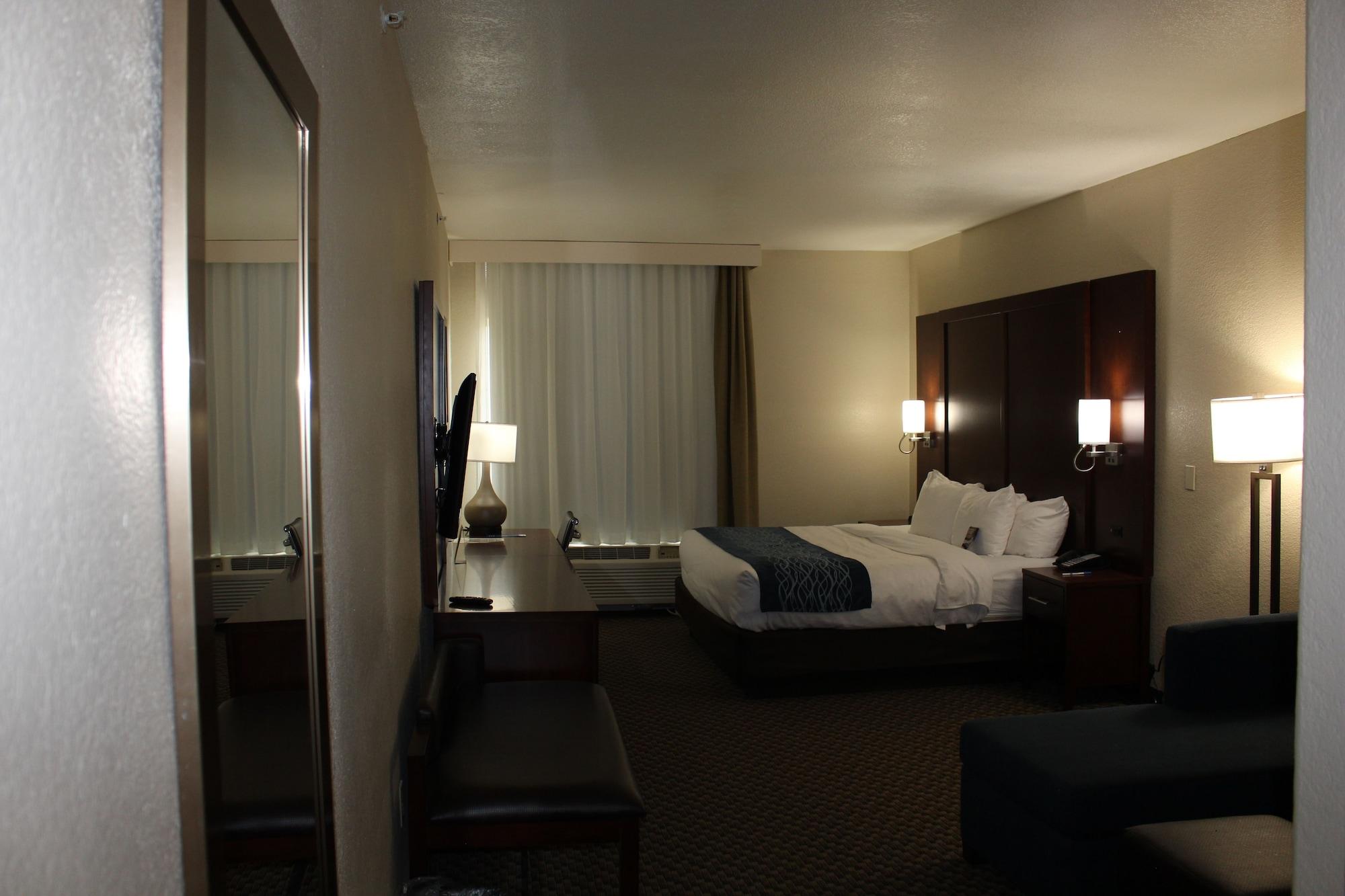 Comfort Inn & Suites Near Six Flags & Medical Center San Antonio Luaran gambar