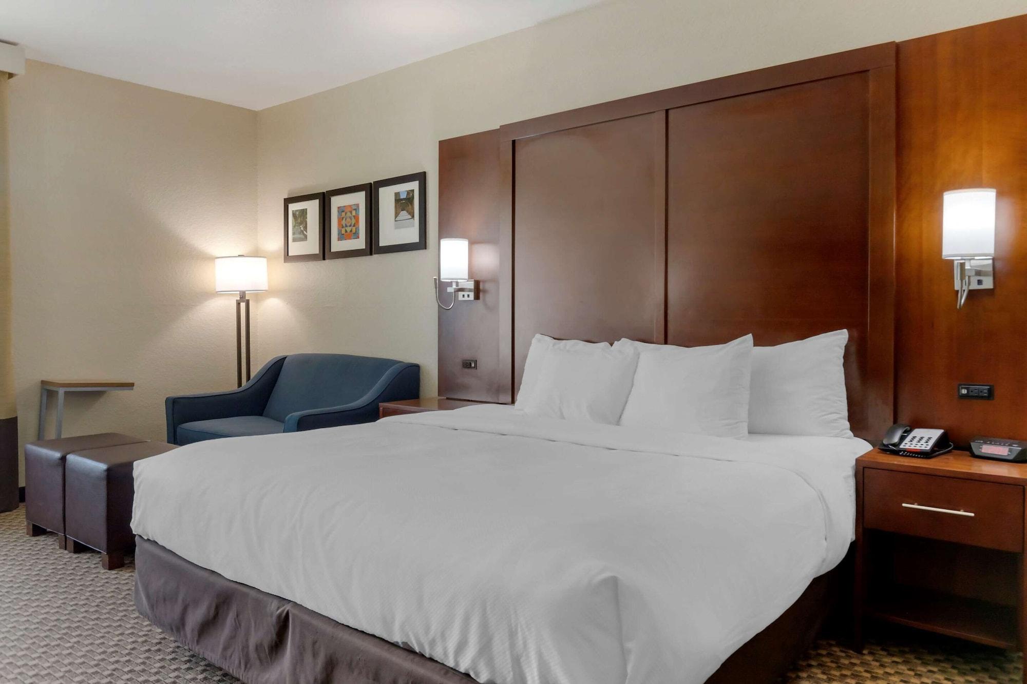 Comfort Inn & Suites Near Six Flags & Medical Center San Antonio Luaran gambar