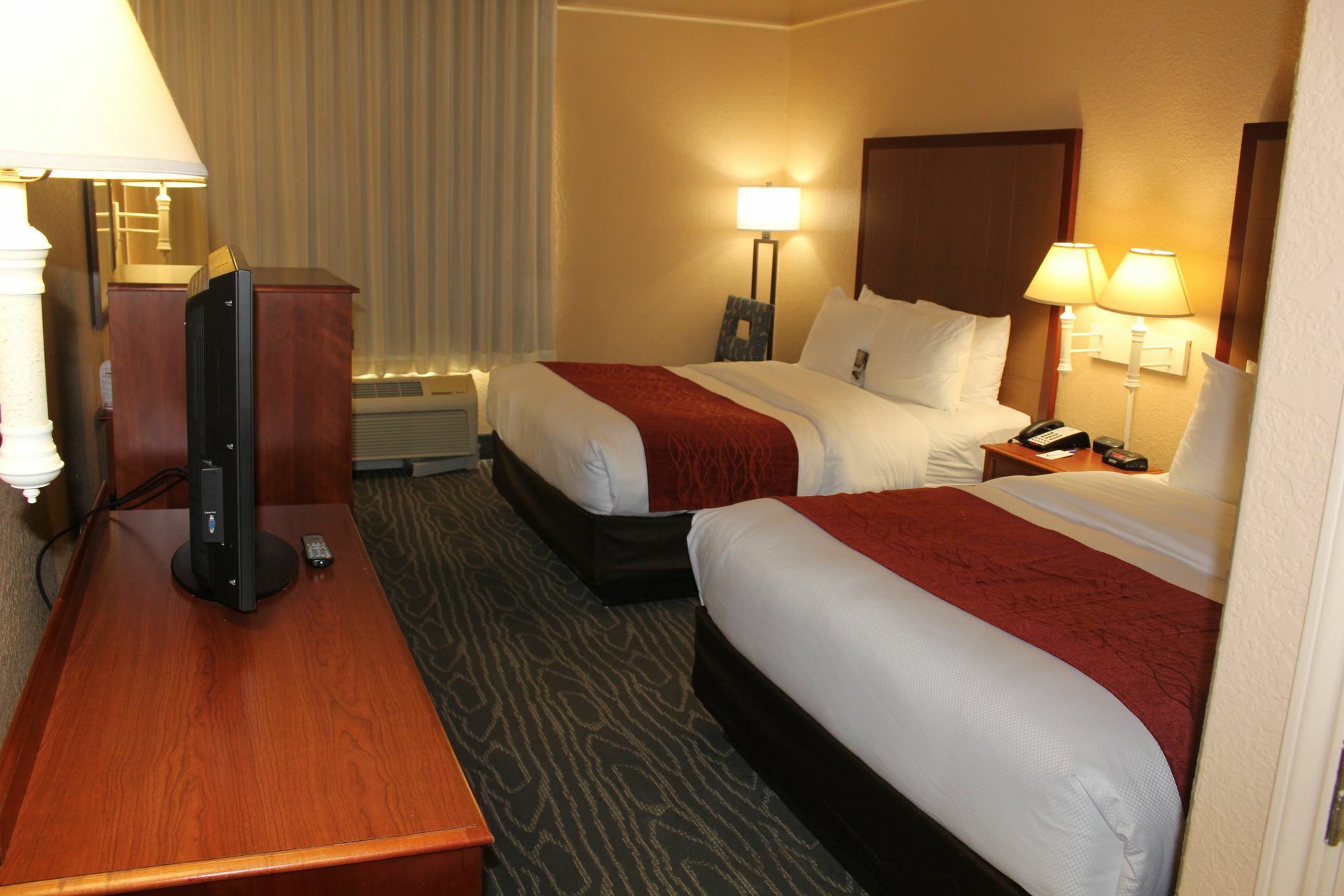 Comfort Inn & Suites Near Six Flags & Medical Center San Antonio Luaran gambar